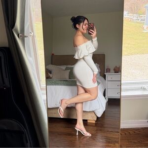 Forever 21 Ruffle Off Shoulder dress